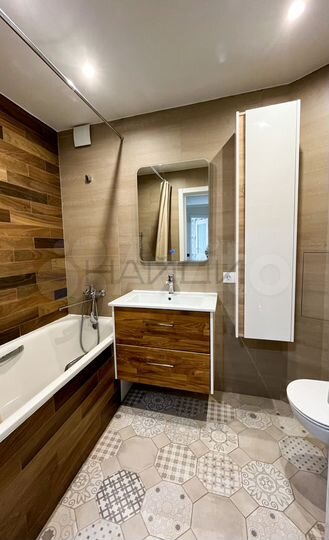 2-к. квартира, 69 м², 5/5 эт.