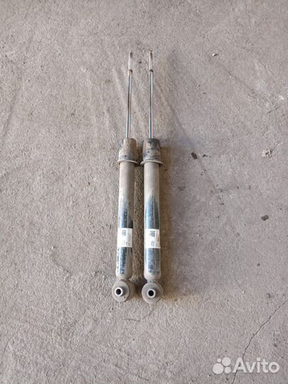 Амортизаторы на kia rio 4 задние