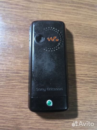 Sony Ericsson W200i