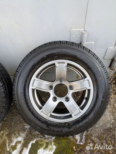 Колеса в сборе r15 летние Нива