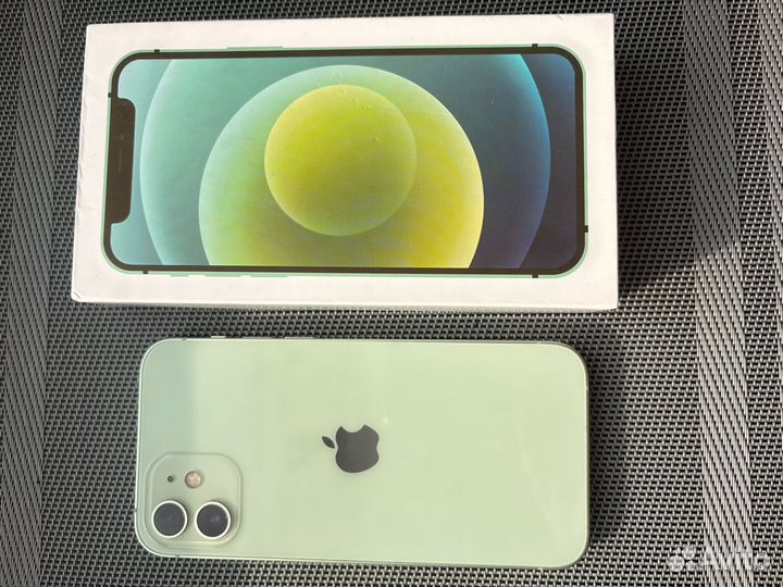 iPhone 12, 64 ГБ
