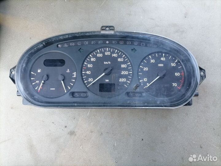 Панель приборов для Renault Scenic 1996-1999