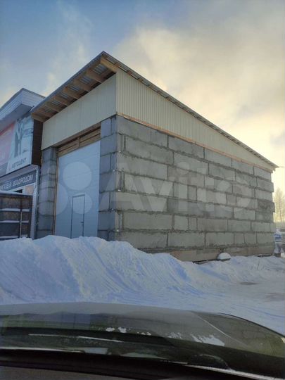 Гараж, > 30 м²