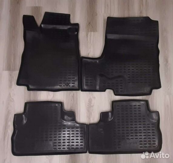 Автомобильные коврики резиновые