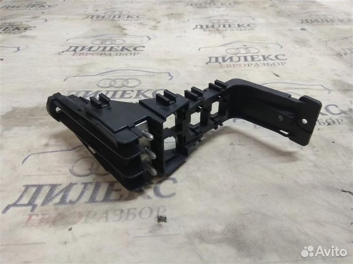 Блок реле Audi A4 (B7) 2004-2009