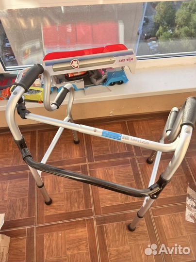 Ходунки для взрослых