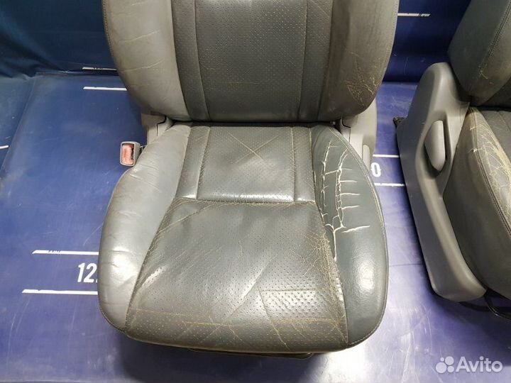 Сиденье салонное Toyota RAV4