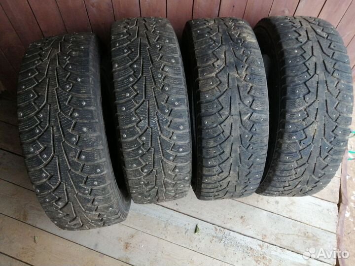 Nordman WR SUV 215/65 R16 102T