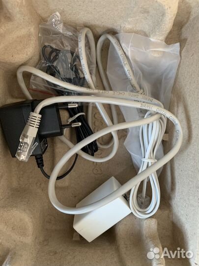 Беспроводной маршрутизатор новый