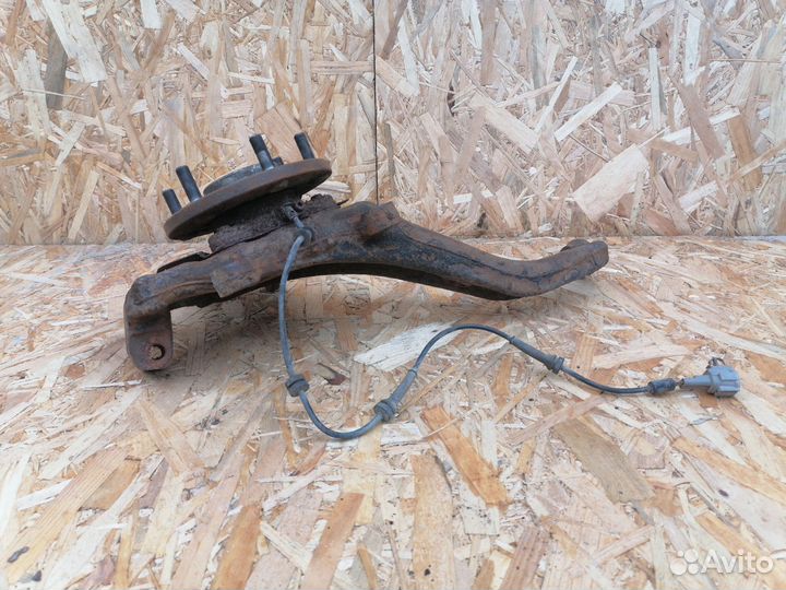 Infiniti QX56 JA60 Кулак передний левый в сборе