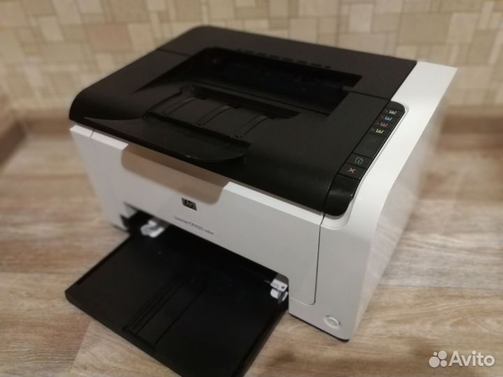 Цветной лазерный принтер HP 1025 2,6тс