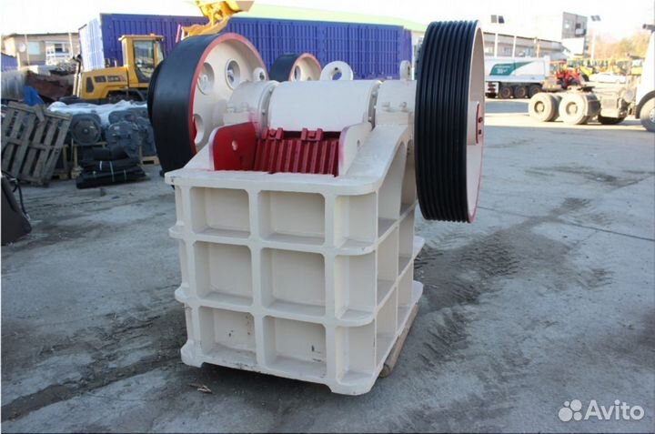 Дробилка щековая PE 600x900