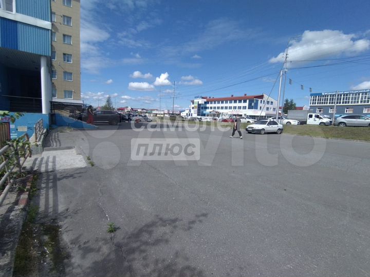 Продам торговое помещение, 589 м²