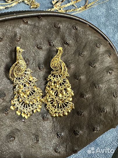 Золотые серьги