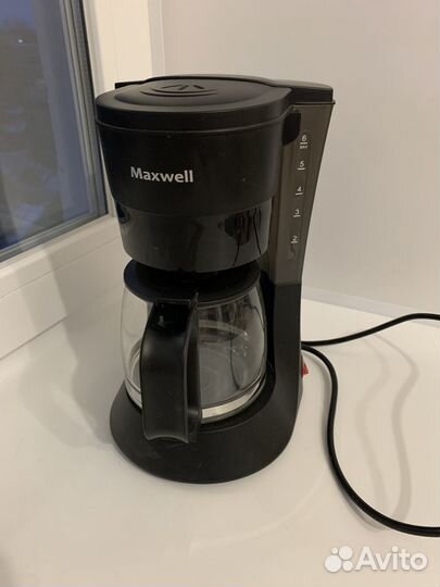Кофеварка капельного типа Maxwell MW-1650 BK