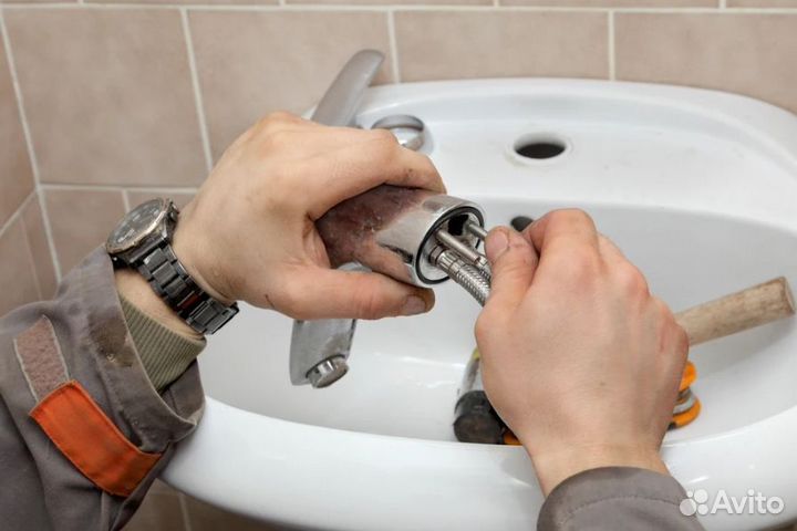 Сантехник. Замена смесителя и сифона. Частник