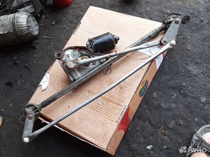 Трапеция дворников Крайслер PT cruiser