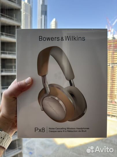 Беспроводные наушники Bowers & Wilkins px8