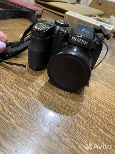 Fujifilm FinePix S2500HD