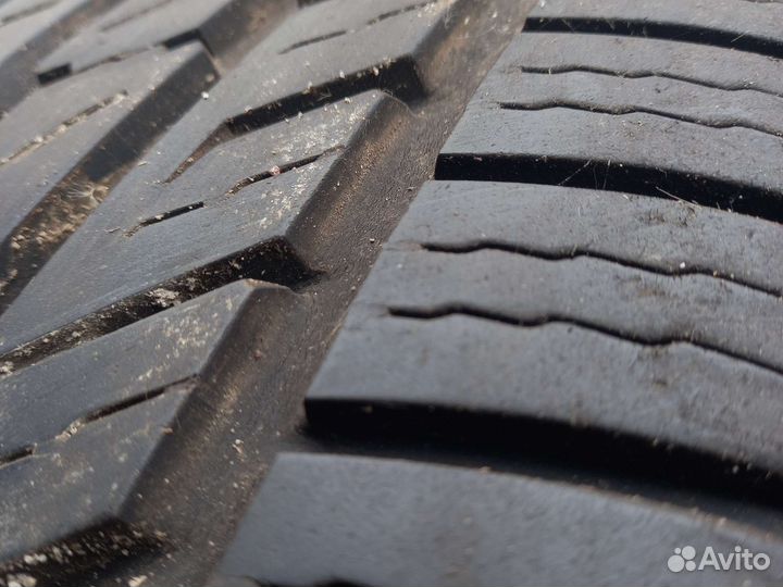 Barum Bravuris 4x4 235/60 R18