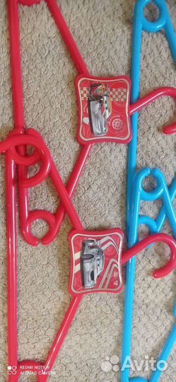 Детские вешалки для мальчика