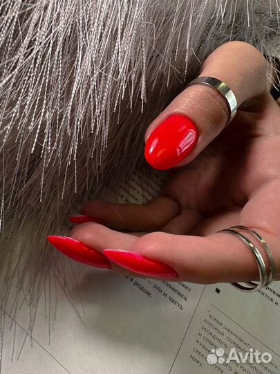 Маникюр,наращивание ногтей