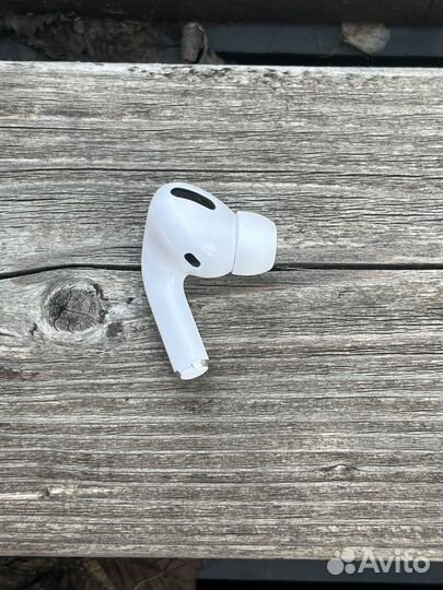 Левый наушник Airpods Pro