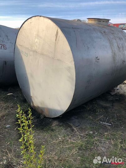 Емкость для воды и для солярки