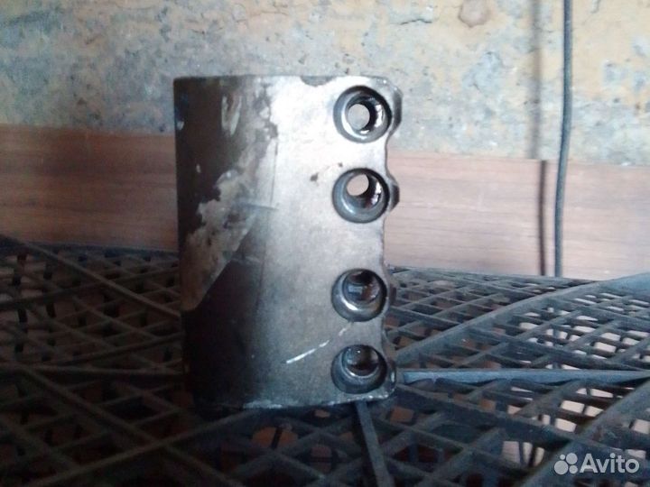 Зажим для трюкового самоката скска