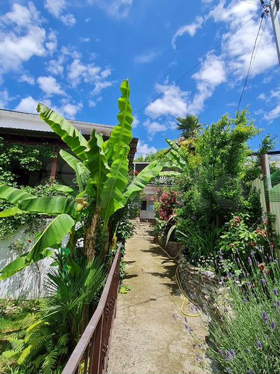 Дом 166 м² на участке 4,5 сот.