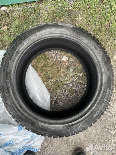 Hankook Winter I'Pike RS2 W429 235/45 R17