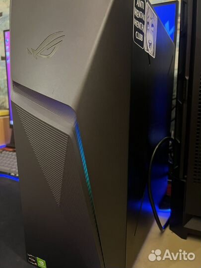 Корпус Asus ROG strix