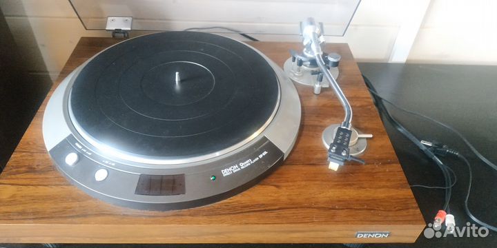 Виниловый проигрыватель Denon DP-50L