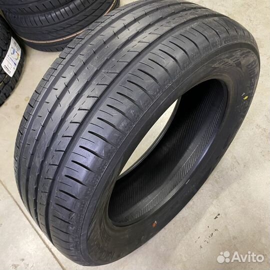Yokohama BluEarth-GT AE-51 215/55 R17 94
