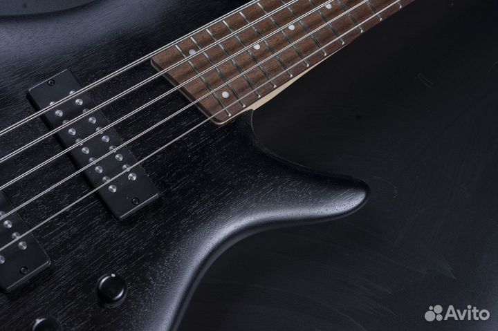 Бас гитара IBanez SR305