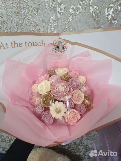 Шоколадные букеты и наборы