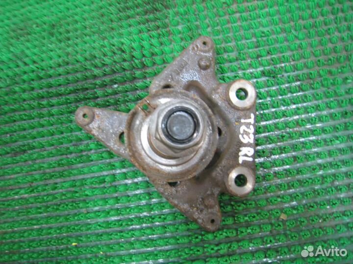 Цапфа левая Renault Megane 3 (BZ0H) 2011