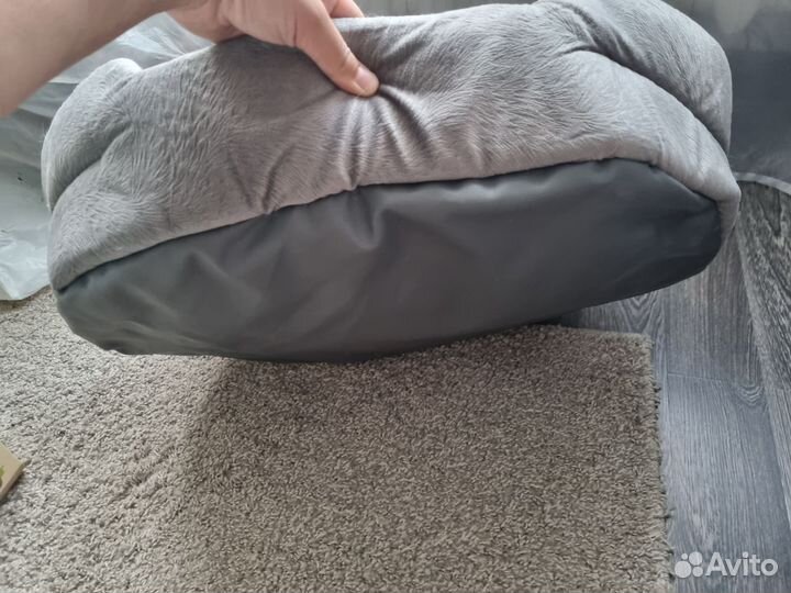 Лежанка для собак и кошек