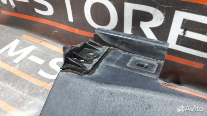 Накладка на порог левая Mercedes-Benz M-Class W164