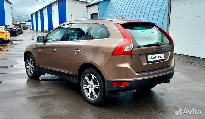 Volvo XC60 2.4 AT, 2010, 300 000 км