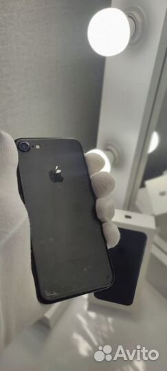 iPhone 7, 128 ГБ