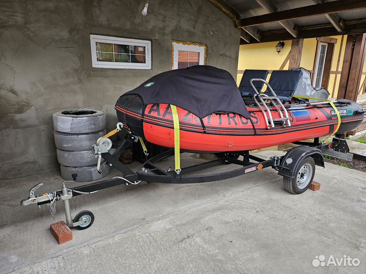 Надувная лодка gladiator E380