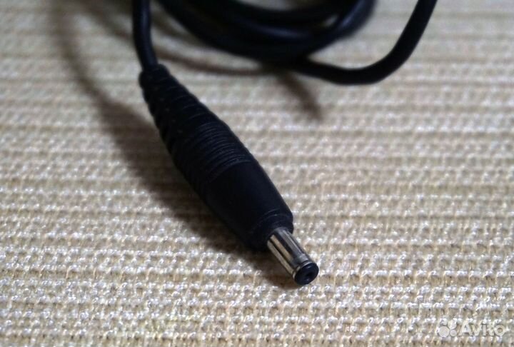 Зарядное устройство Nokia ACP-7E (как новое)