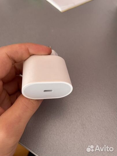 Блок питания для iPhone 20w