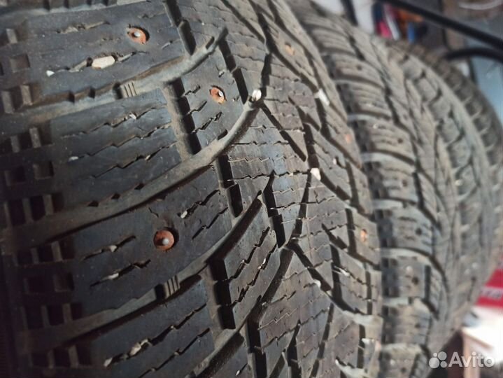 Landsail Ice Star IS37 215/60 R17 96T