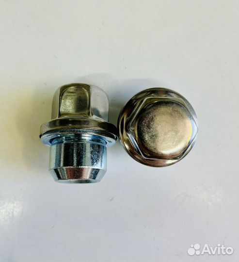 Колесная гайка Land Rover defender