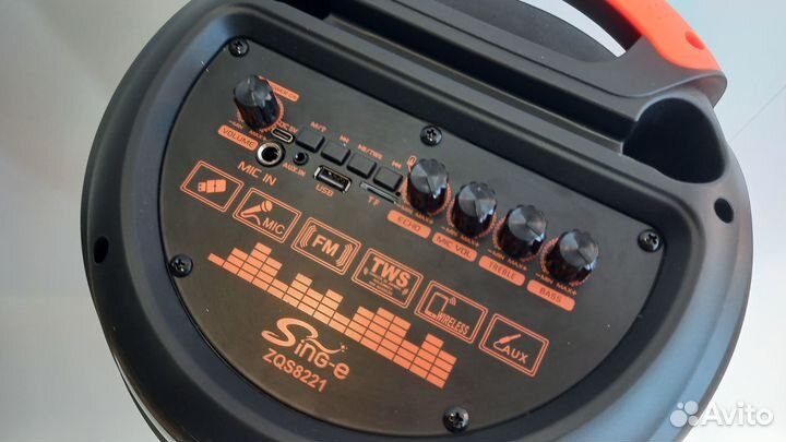 Громадная колонка ZQS 8221