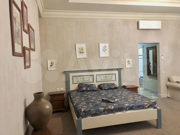 Апартаменты-студия, 53 м², 4/8 эт.
