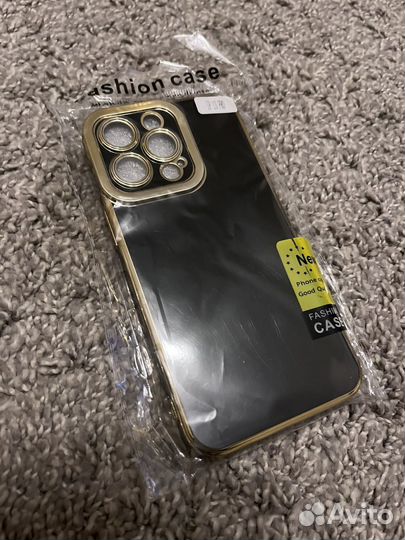 Чехол на iPhone 13 pro