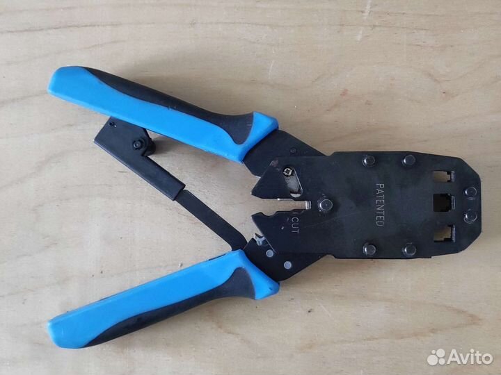 Обжимной инструмент Hyperline